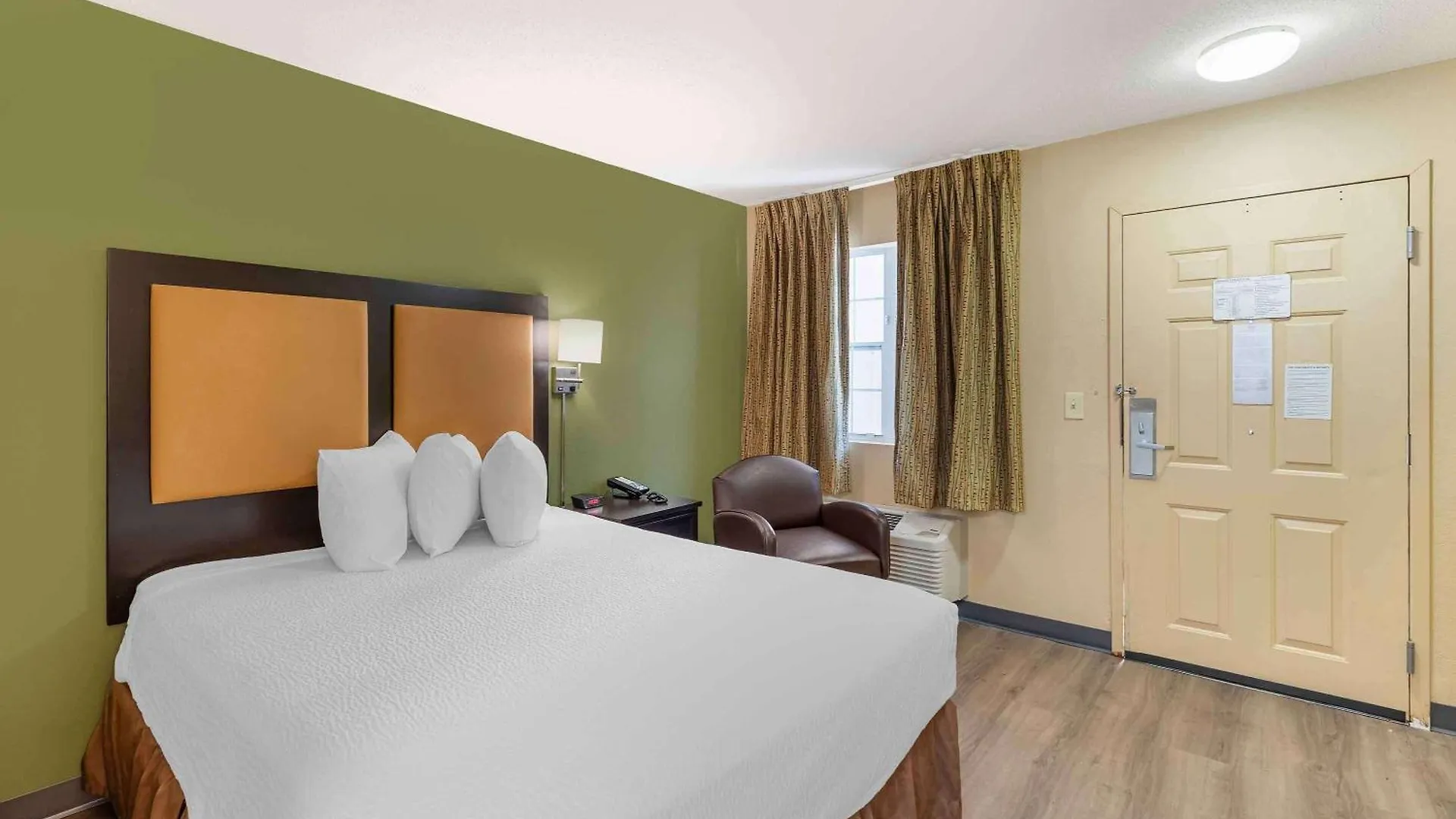 Extended Stay America Suites - St Louis - Westport - E Lackland Rd Maryland Heights 2*,