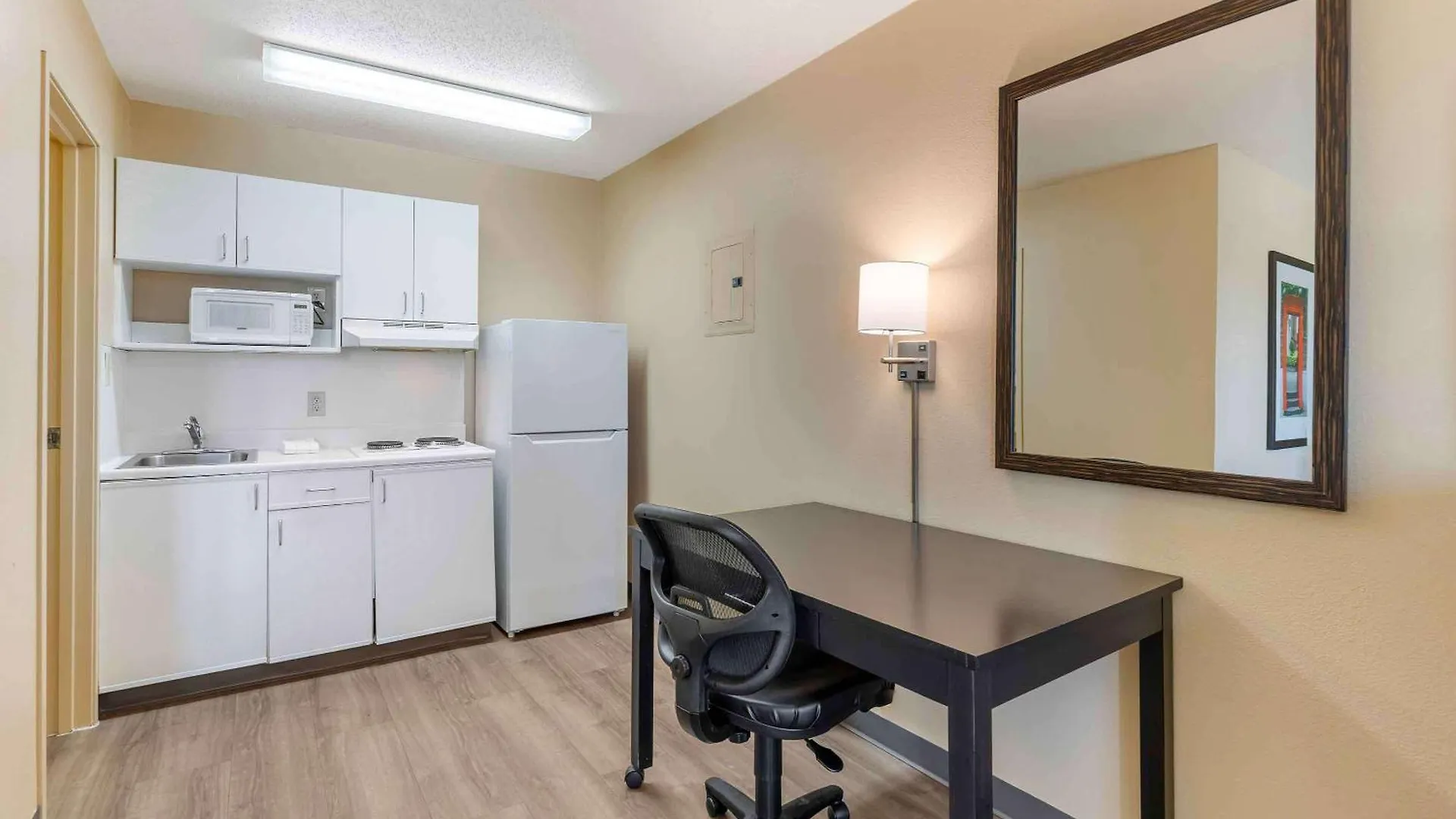 Hotel Extended Stay America Suites - St Louis - Westport - E Lackland Rd Maryland Heights