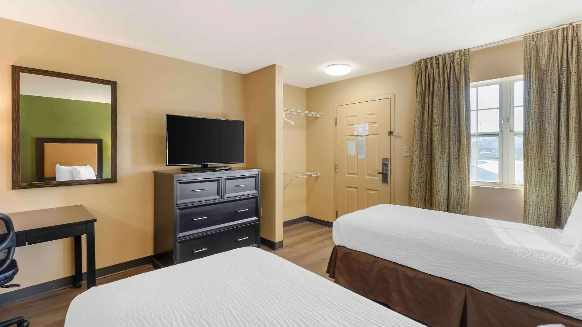 Extended Stay America Suites - St Louis - Westport - E Lackland Rd Maryland Heights