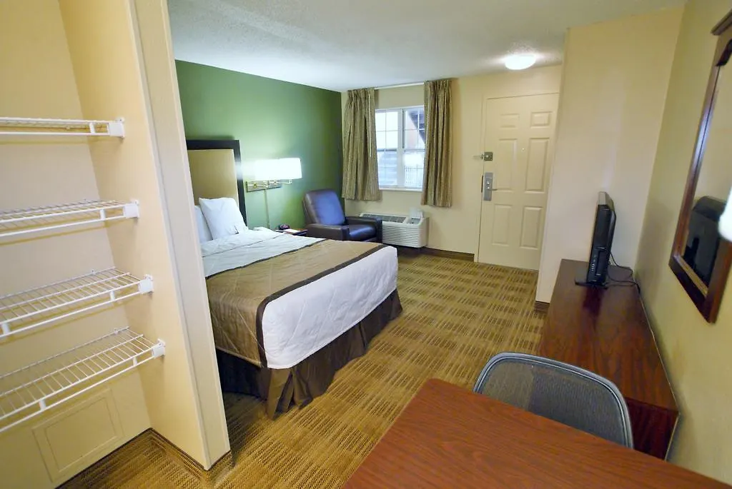 Extended Stay America Suites - St Louis - Westport - E Lackland Rd Maryland Heights