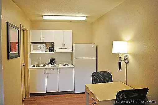 Extended Stay America Suites - St Louis - Westport - E Lackland Rd Maryland Heights Hotel
